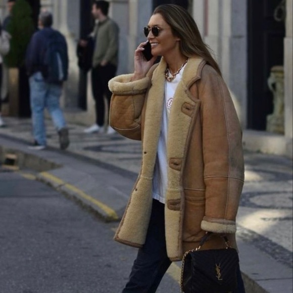 Oversized Vintage Genuine Shearling Jacket - Picture 2 of 11